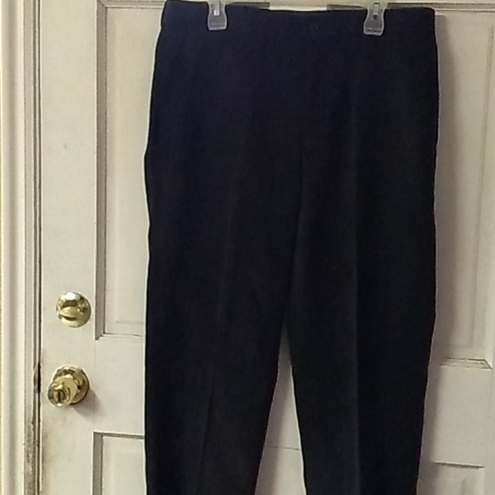 Pants - Picture 3 of 9